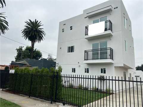 8919 Hooper Avenue, Los Angeles, CA 90002