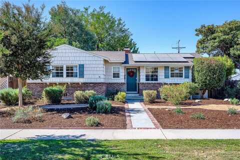 7753 Ostrom Avenue, Lake Balboa, CA 91406