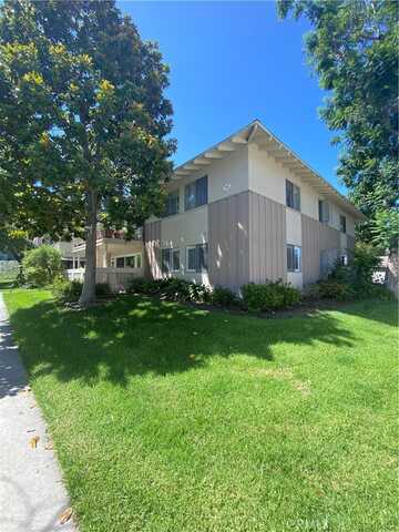 255 Calle Aragon, Laguna Woods, CA 92637