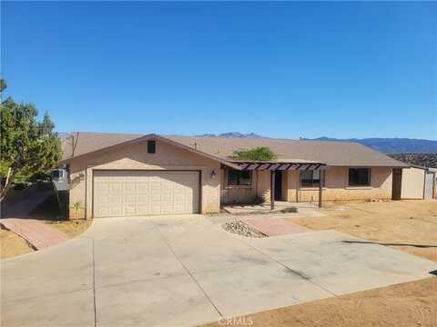 15561 Greenwood Street, Hesperia, CA 92345