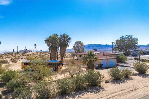 5797 Adobe Circle, 29 Palms, CA 92277