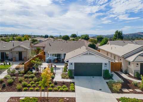 680 Malbec Lane, Paso Robles, CA 93446