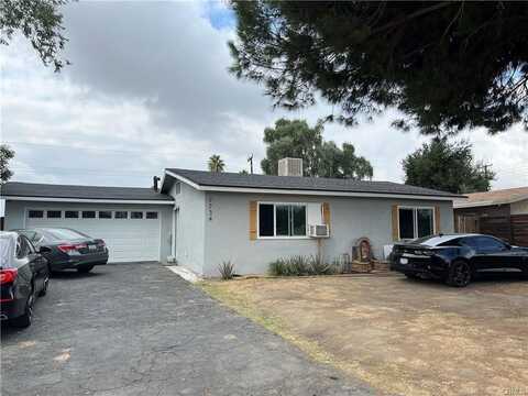 7734 Cole Avenue, Highland, CA 92346