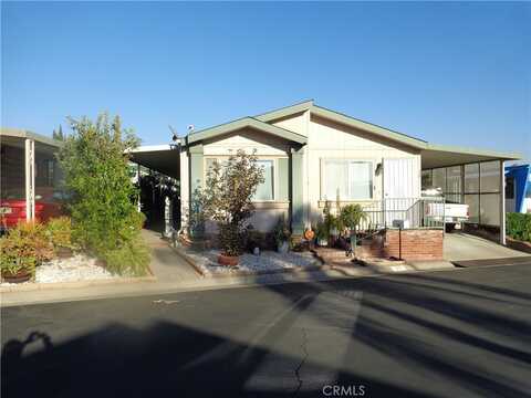 2692 Highland Avenue, Highland, CA 92346