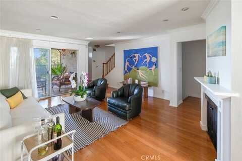 9534 Via Ricardo, Burbank, CA 91504