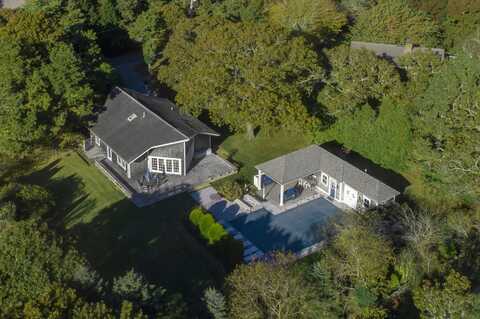 4 Down Harbor Road, Edgartown, MA 02539