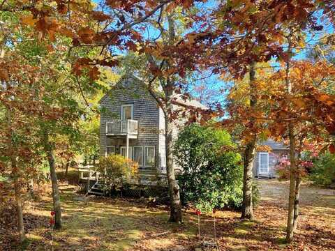 57 Netock Avenue, Oak Bluffs, MA 02557