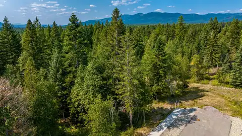 34 Turnberry Lane, Columbia Falls, MT 59912