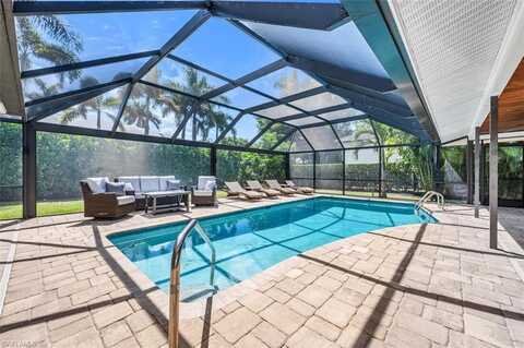 718 Old Trail, NAPLES, FL 34103