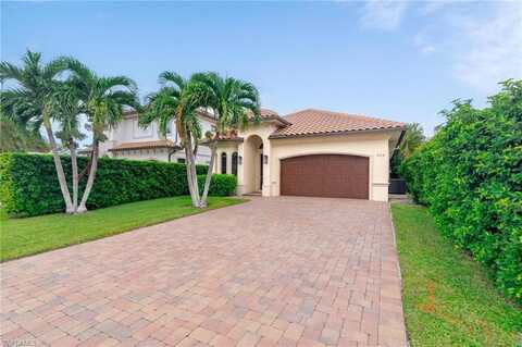 523 97th, NAPLES, FL 34108