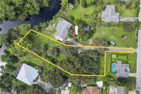 10894 Goodwin, BONITA SPRINGS, FL 34135