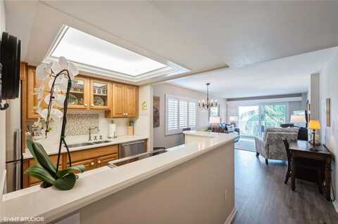 1300 Gulf Shore, NAPLES, FL 34102