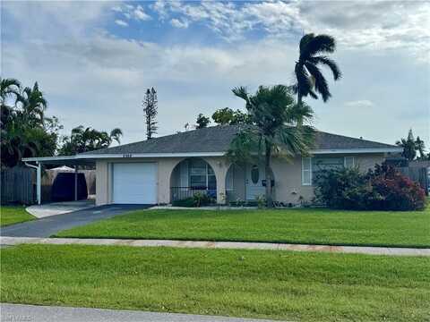 2564 Poinciana, NAPLES, FL 34105