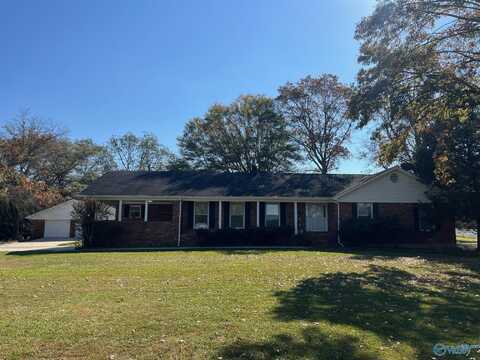 1202 Main Street West, Hartselle, AL 35640