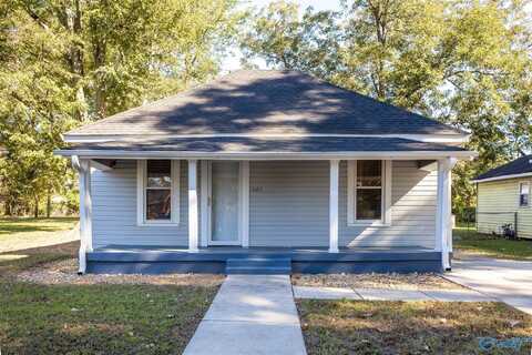 522 12th Avenue NW, Decatur, AL 35601