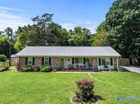 89 Bearden Drive, Grant, AL 35747