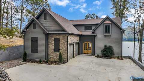 2231 Lookout Mountain Drive, Scottsboro, AL 35769