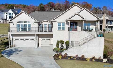 150 Ryan Drive, Guntersville, AL 35976