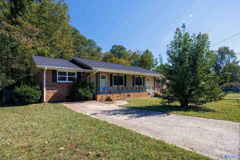 605 Shipp Lane, Scottsboro, AL 35768