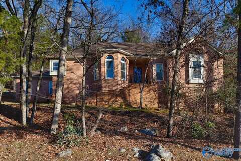 9039 Sugar Tree Trail, Huntsville, AL 35802