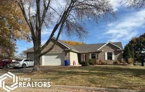 907 Golfview Avenue, Britt, IA 50423