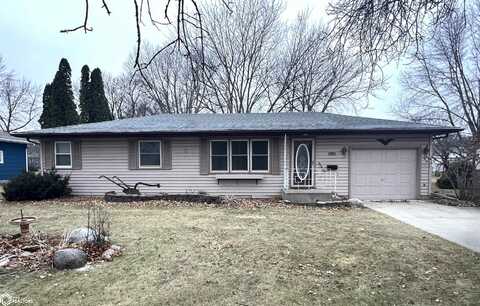 311 N Winnebago Street, Lake Mills, IA 50450