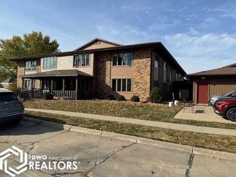 215 E McGregor Street, Algona, IA 50511