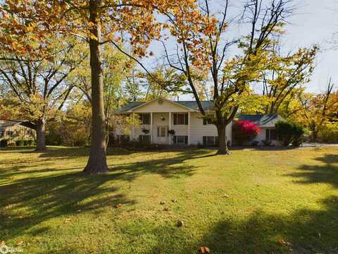 304 Pike Road, Ottumwa, IA 52501