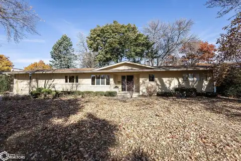 1103 3rd Street NE, Belmond, IA 50421