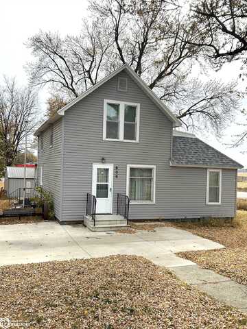 606 W Olive Street, Graettinger, IA 51342