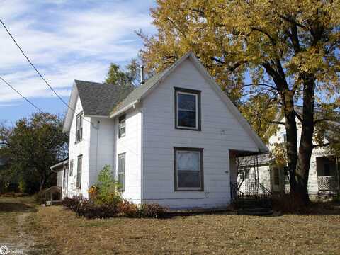 915 N Oak Street, Iowa Falls, IA 50126