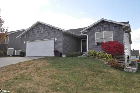 604 Field Crest Drive, Carroll, IA 51401