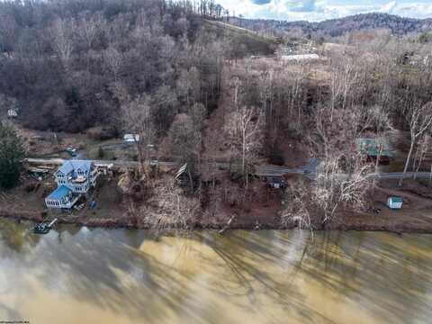 306 White Island Road, Colfax, WV 26554