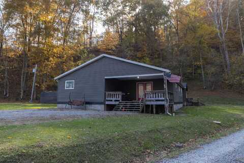 139 Sams Hollow Road, Bridgeport, WV 26330