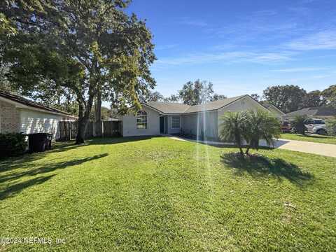 8037 MACINNES Drive E, Jacksonville, FL 32244