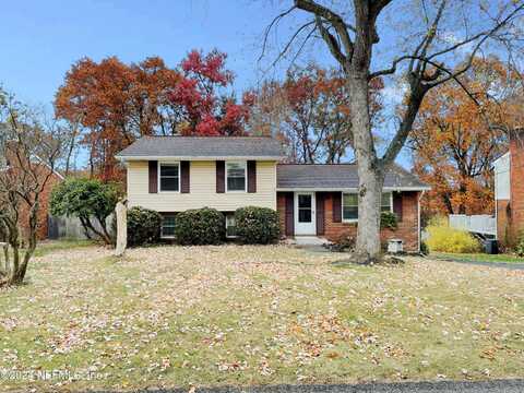 127 WYNGATE Road, Moon Township, PA 15108