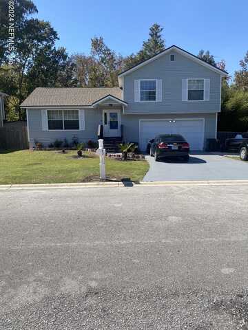 1162 BUCCANEER Boulevard, Green Cove Springs, FL 32043