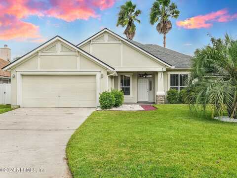 625 SUMMER BREEZE Drive N, Jacksonville, FL 32218