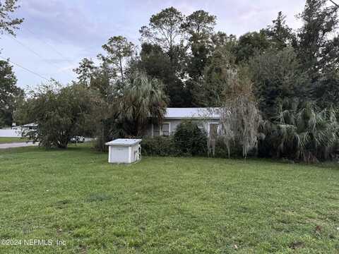 5033 SILVER LAKE DRIVE Drive, Palatka, FL 32177