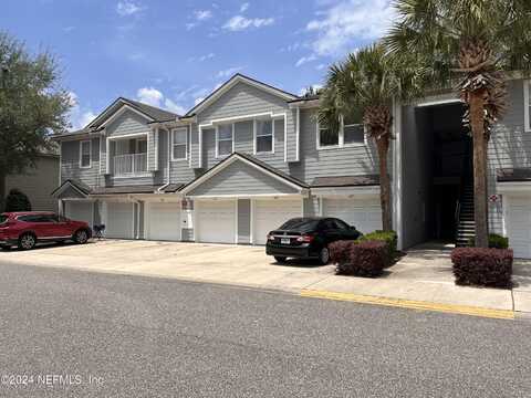 7060 DEER LODGE Circle, Jacksonville, FL 32256