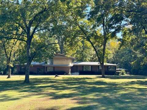 723 West Madison St., Houston, MS 38851