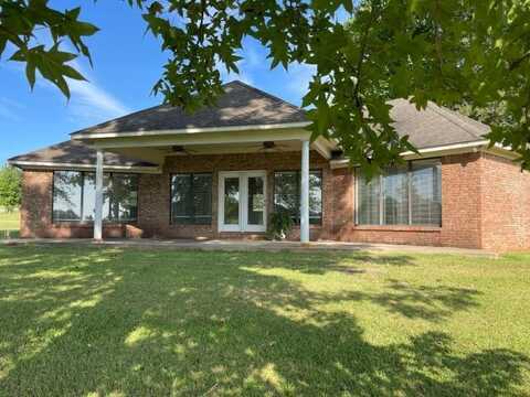 570 Dorsey Moore Dr., Fulton, MS 38843