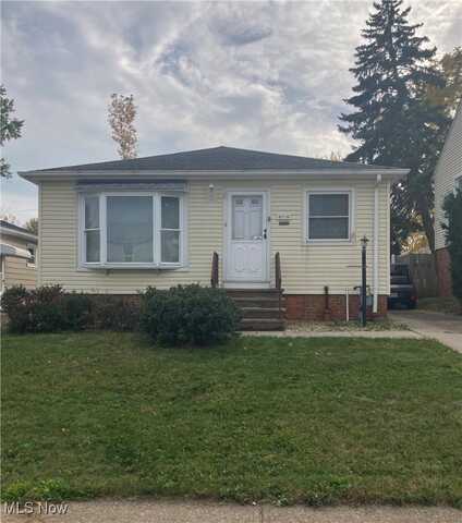 4319 Russell Avenue, Parma, OH 44134