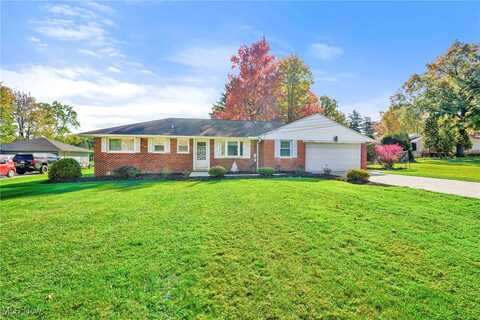 2520 Woodview Drive, Broadview Heights, OH 44147