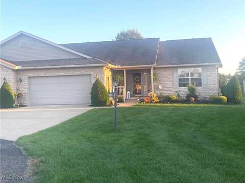 1012 Evergreen Drive NW, Strasburg, OH 44680