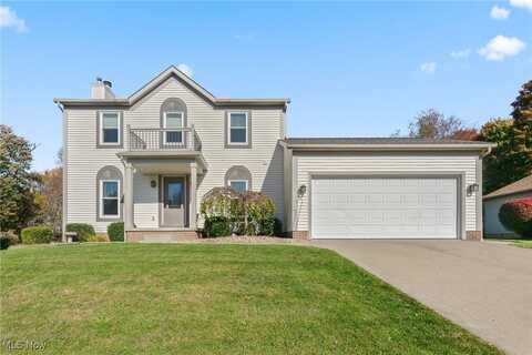 903 Reno Drive E, Louisville, OH 44641