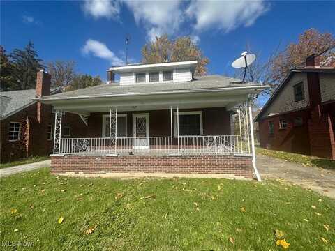 36 W Avondale Avenue, Youngstown, OH 44507