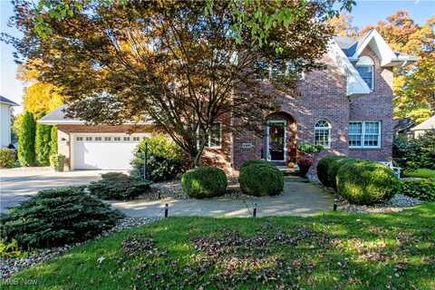 4400 Woodlake Trail, Wooster, OH 44691