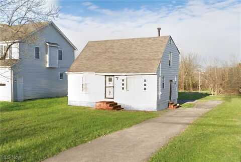 7262 Free Avenue, Bedford, OH 44146