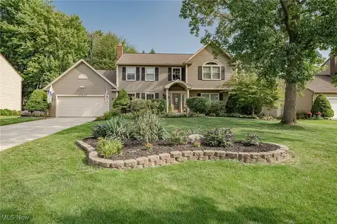 33567 Lisa Lane, Solon, OH 44139